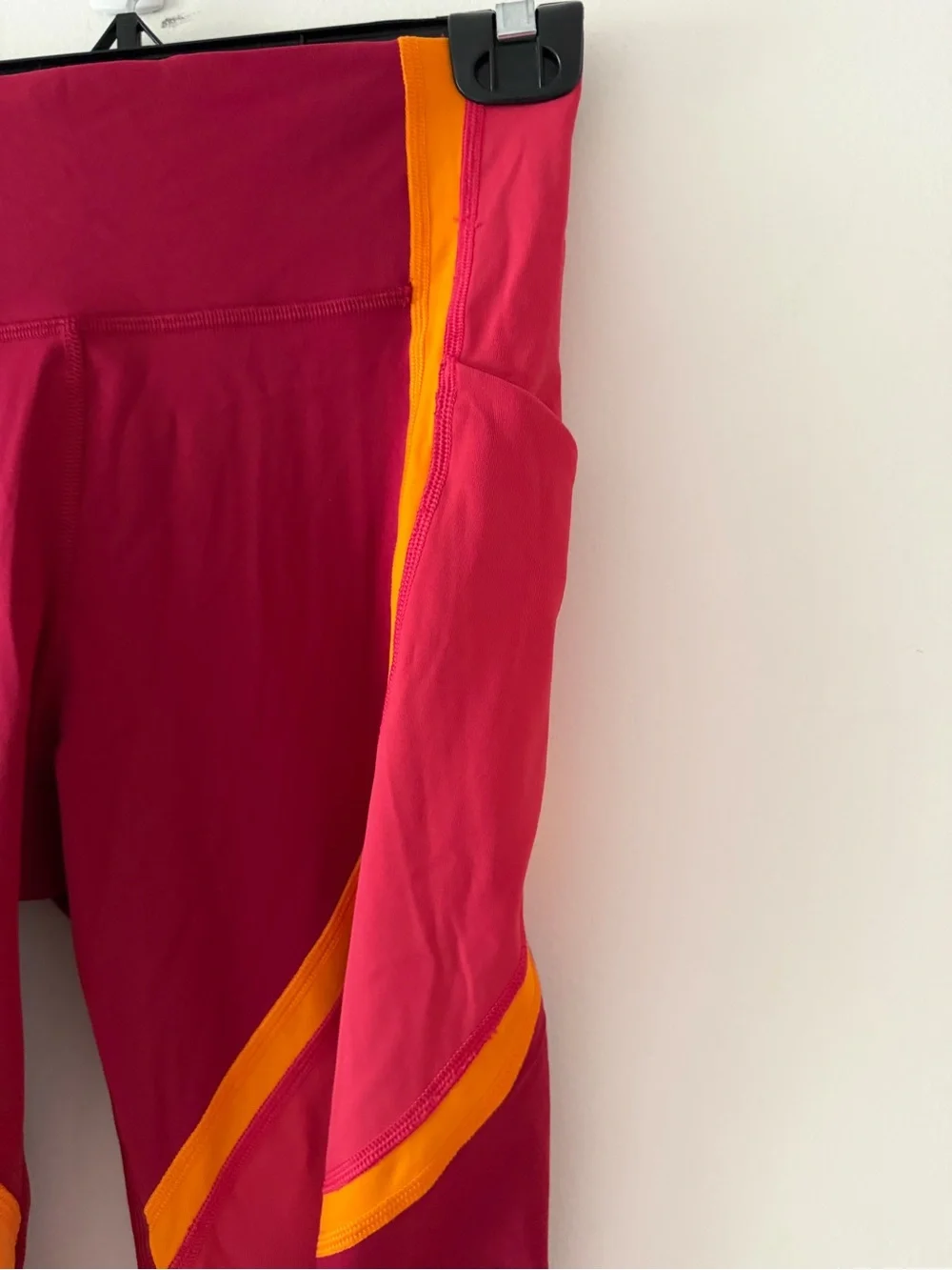 Lululemon Wild Twist 7/8 Tight *25